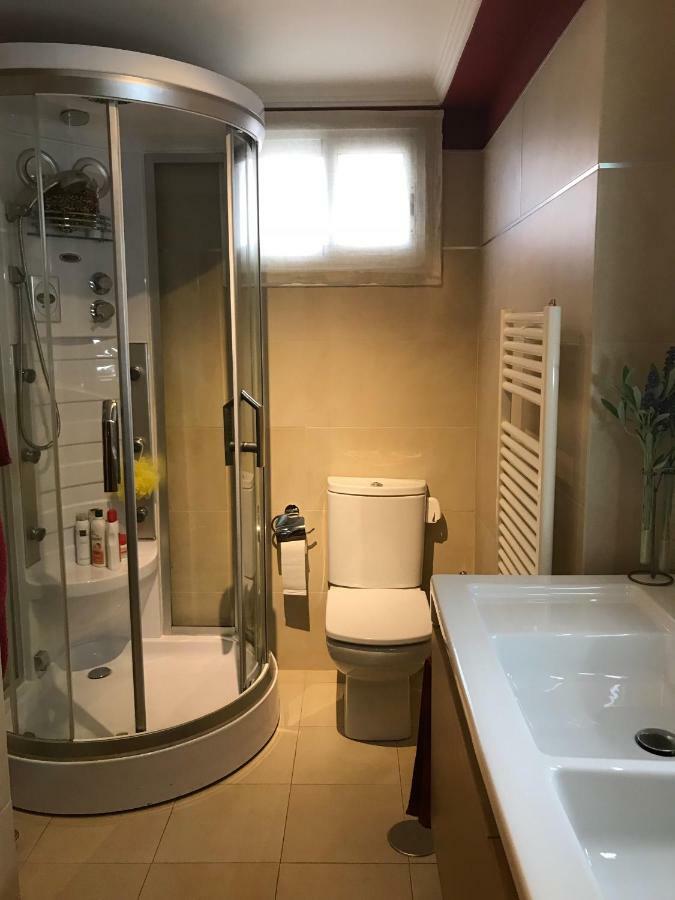 Casa Castelao, Parking Gratuito Apartment Vigo Bagian luar foto
